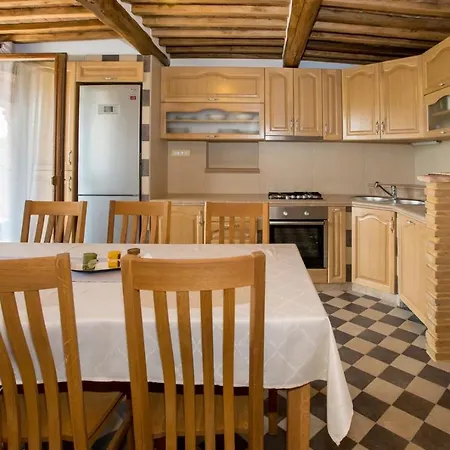 Guest house Manuel With Swimming Pool Nova Vas (Porec)