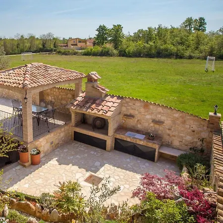 Manuel With Swimming Pool 4*